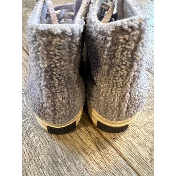 Converse Chuck Taylor‎ Shoes All Star Platform High Sherpa Sneakers 8.5 Womens