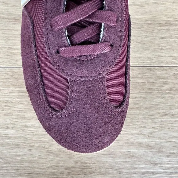 ⭐Converse Run Star Trainer Ox Size 7 Womens Casual Shoes Suede Burgundy A13360C⭐
