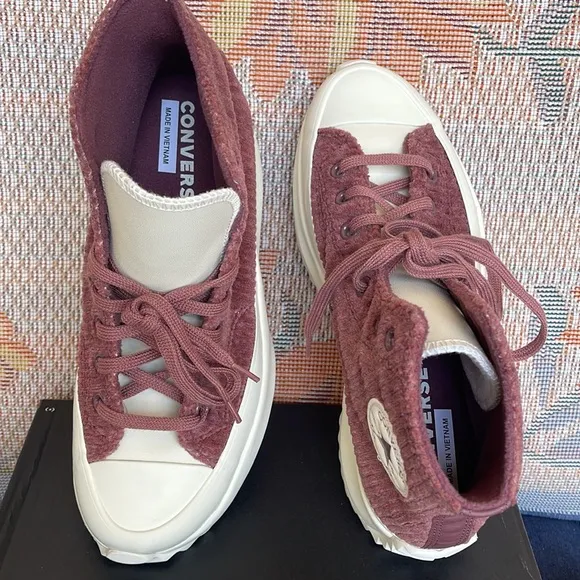 Converse WMNS A03252CRUN STAR HIKE HIDARK WINE/SADDLE/EGRETPlatforms