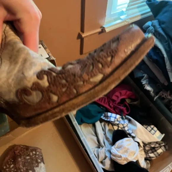 Corral Addison pointed toe boots size 9