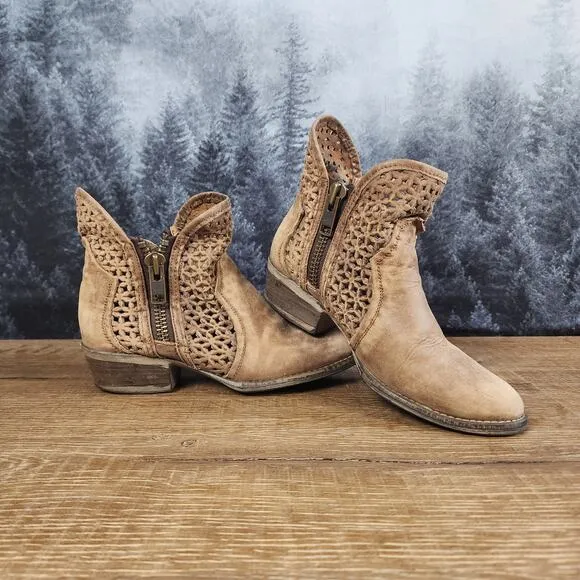 Corral Circle G Distressed Brown Cutout 6&quot; Leather Bootie | Women's 7.5
