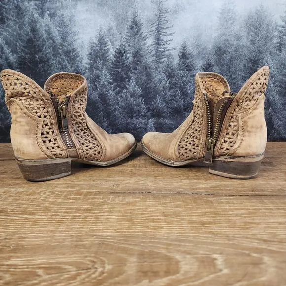 Corral Circle G Distressed Brown Cutout 6&quot; Leather Bootie | Women's 7.5