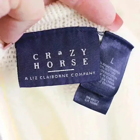 Crazy Horse/Liz Claiborne Size L 3/4 sleeve cropped blue white sailboat sweater
