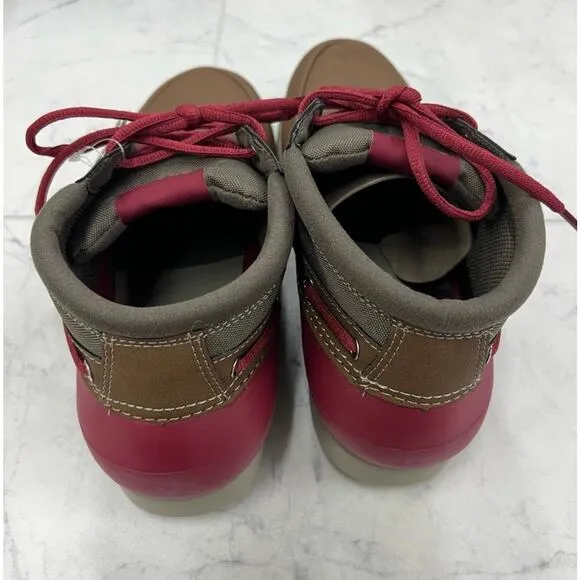 CROCS Beach Line Boat Chukka in Hazelnut / Brick Red Size 10