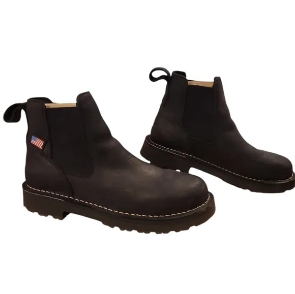 Danner Black Bull Run Chelsea Boots Women's Size 9