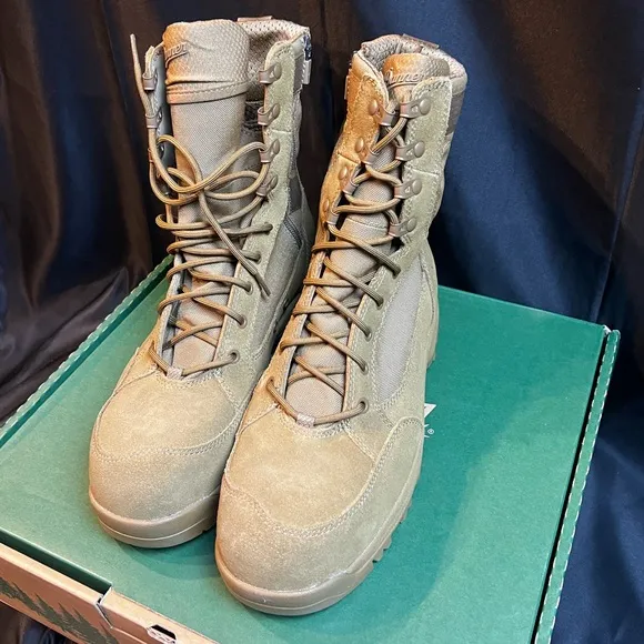 Danner Tan Hiking Boots Rugged Durable Comfortable