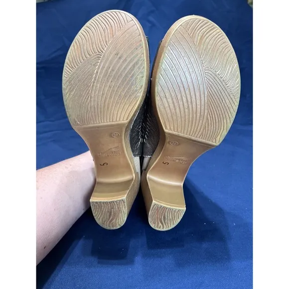 Dansko Sandal Block Heel Platform Leather 8.5-9, 39 Danae Pewter Shoes