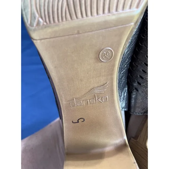 Dansko Sandal Block Heel Platform Leather 8.5-9, 39 Danae Pewter Shoes