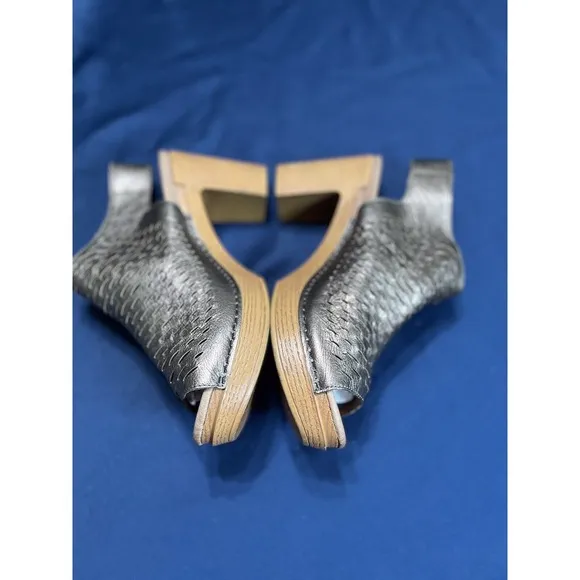 Dansko Sandal Block Heel Platform Leather 8.5-9, 39 Danae Pewter Shoes