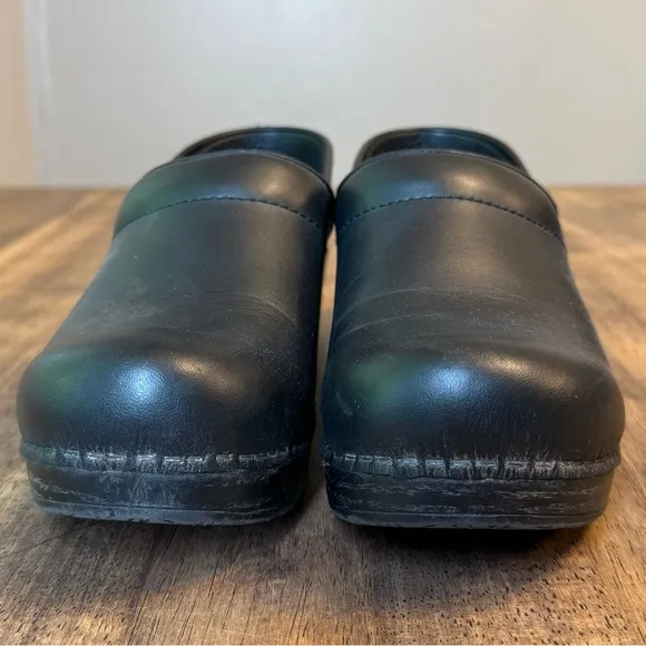 Dansko Women's Cabrio Leather Professional Clog Slip-On Heel Shoe Black Size 39