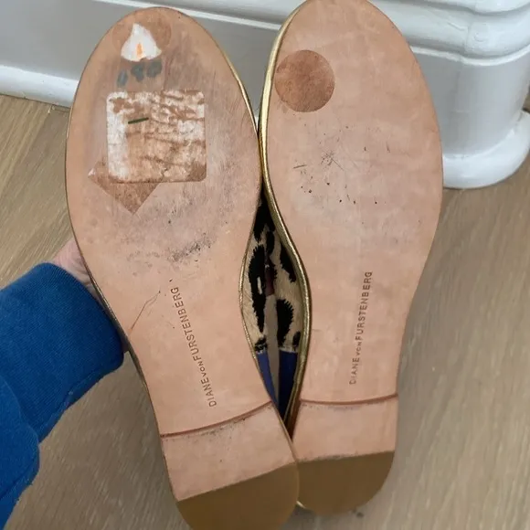 Diane Von Furstenberg Botswana Haircalf Flat sz 5 shoes