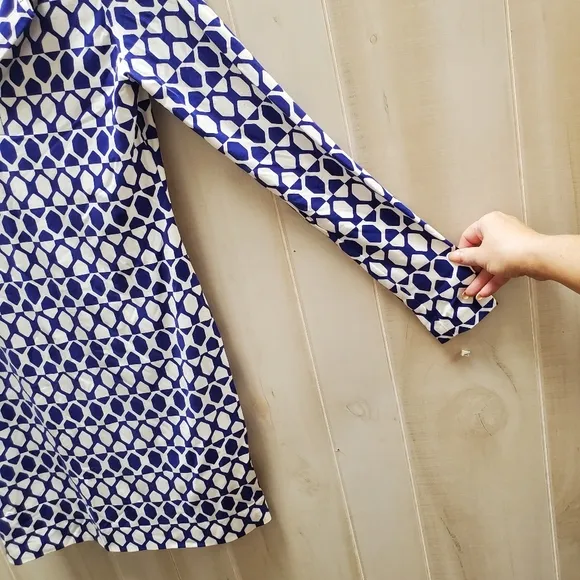 Diane VonFurstenberg Retro Printed Mini Dress EUC &quot;Reina&quot; Blue &amp; White Geometric