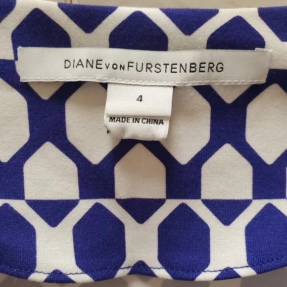 Diane VonFurstenberg Retro Printed Mini Dress EUC &quot;Reina&quot; Blue &amp; White Geometric