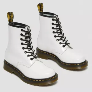 DOC MARTEN 1460 WOMEN'S WHITE PATENT LEATHER LACE UP BOOTS SIZE 10 BLACK LACES.