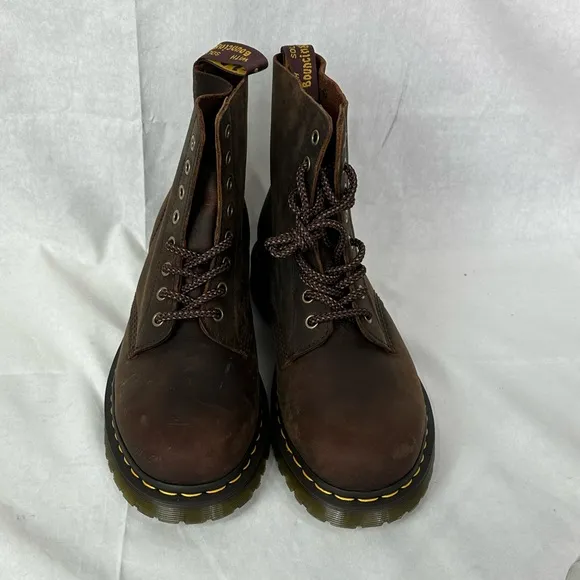Doc Marten Dr Marten 1460 pascal Brown Suede boots  SZ 9