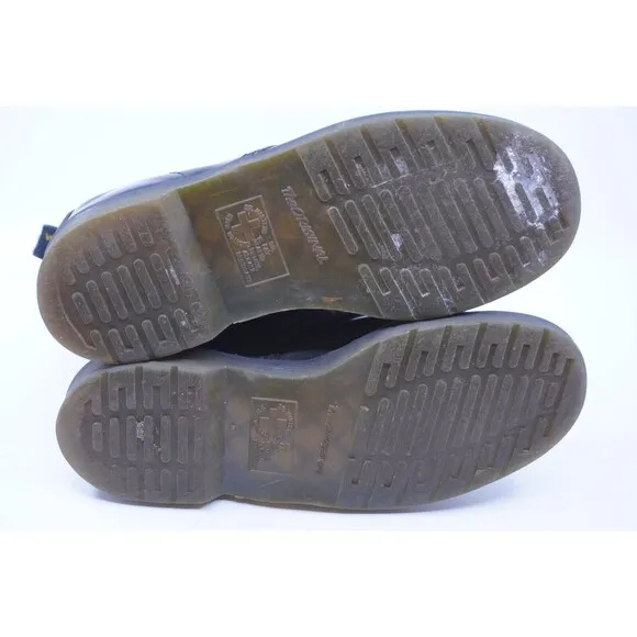 DOC MARTENS &quot;The Original&quot; Women's Size 6 Boots Air Wair With Bouncing Soles