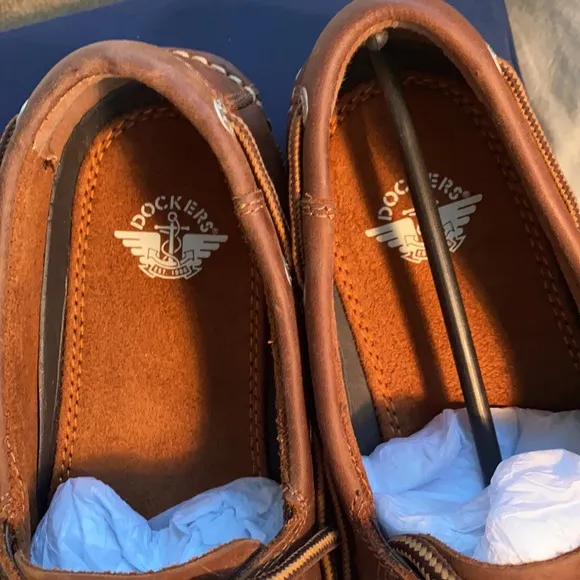 DOCKER’S VARDUS RUST LEATHER MEN’S HAND-SEWN CASUAL BOAT SHOES