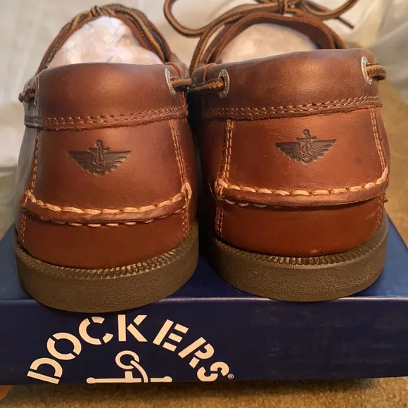 DOCKER’S VARDUS RUST LEATHER MEN’S HAND-SEWN CASUAL BOAT SHOES