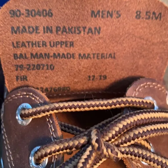 DOCKER’S VARDUS RUST LEATHER MEN’S HAND-SEWN CASUAL BOAT SHOES
