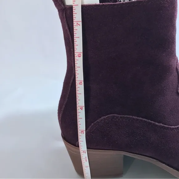 Dolce Vita Plum Suede Leather Heeled Ankle Boots NWOT Size 7