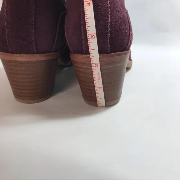Dolce Vita Plum Suede Leather Heeled Ankle Boots NWOT Size 7