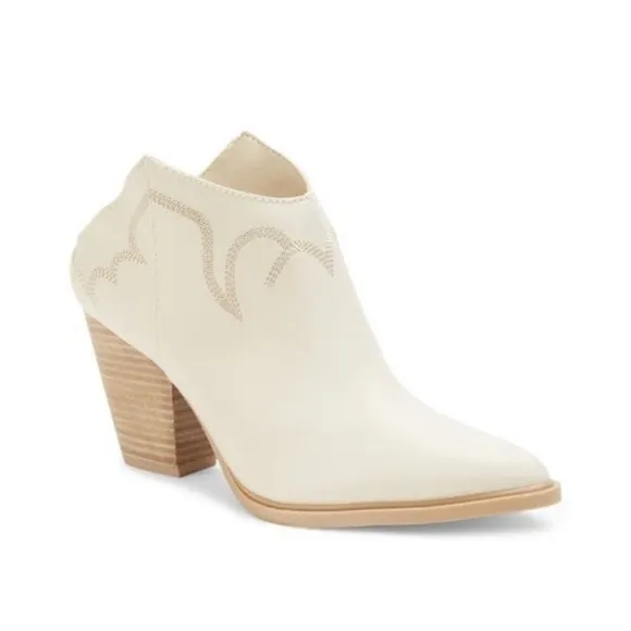 Dolce Vita Susan leather booties ivory with ton-on tone details runs small