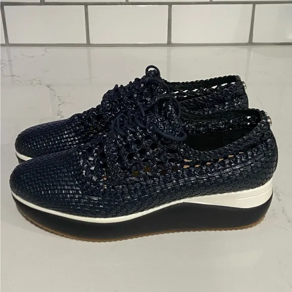 DONALD PLINER Unique Navy Blue Lillo Shoes Lace-up Platform Cork 7.5 NEW