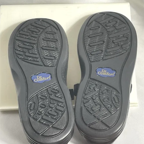 Dr. Comfort Merry Jane Women’s Size 6.5 M Black Pebbled Leather Brand New