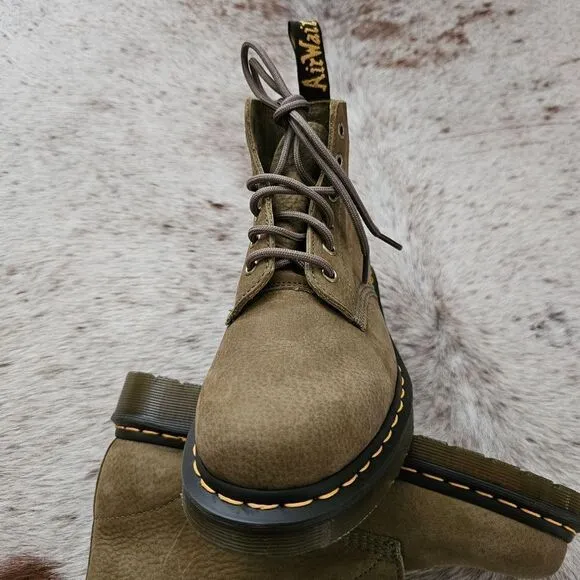 Dr. Martens 101 Tumbled Nubuck Leather Ankle Boots in Olive Women's Size 8 NEW