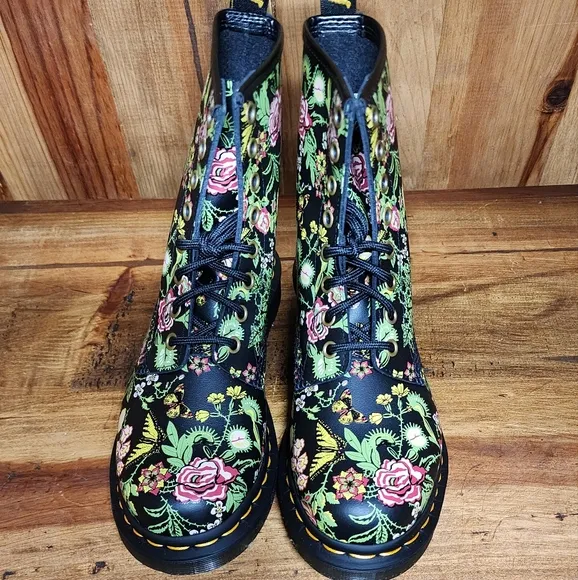 Dr Martens 1460 Floral Bloom Leather Lace Up