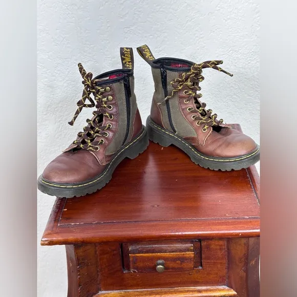 Dr. Martens 1460 leather canvas Panel boot youth size 13