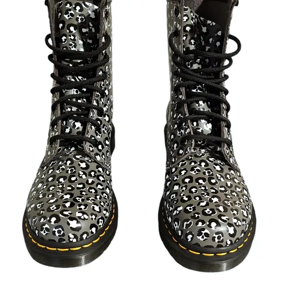 Dr. Martens 1460 Leopard Smooth Leather Lace Up Boots in Gunmetal Size 10 NWOB