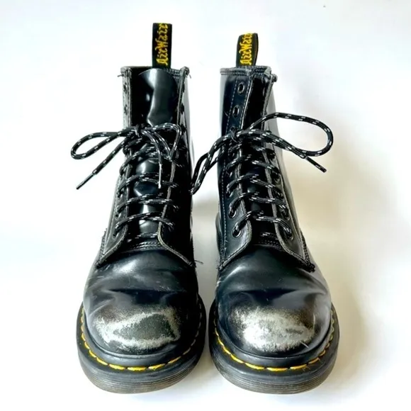 Dr. Martens 1460 Pascal Italian Brush Boot 8-Eye Black Silver Distressed Size 7