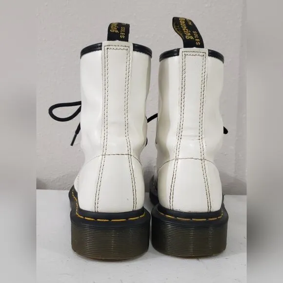 Dr. Martens 1460 Patent LEATHER LACE UP BOOTS sz 6