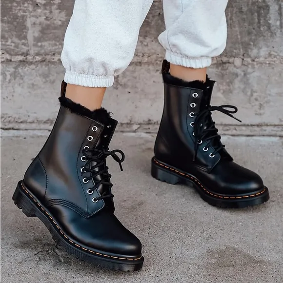 Dr. Martens 1460 Serena Dark Grey Atlas Leather Lace-Up Platform Boots, size 7