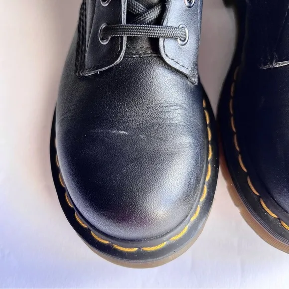 Dr. Martens 1460 Womens Nappa Genuine Leather Lace Up Boots MSRP$170 Pre-Owned