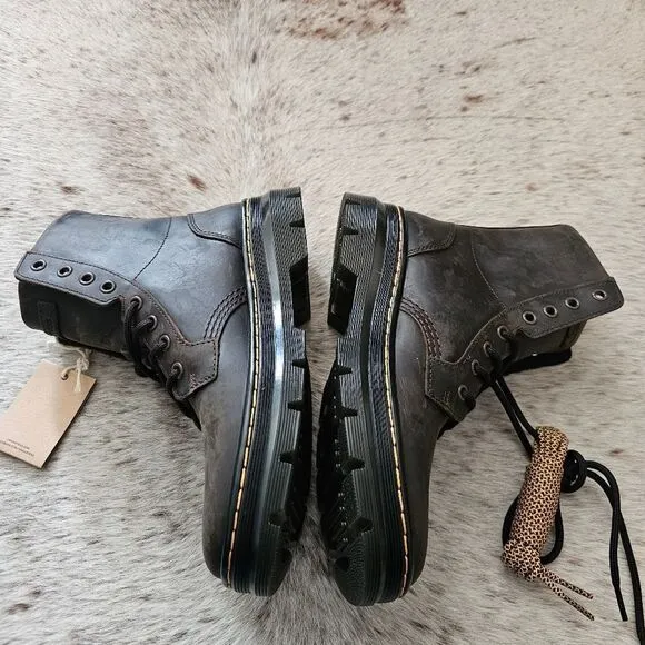 Dr. Martens 1460 Aztec Crazy Horse Combs Leather Boots Women Size 8 (Men 7) NEW
