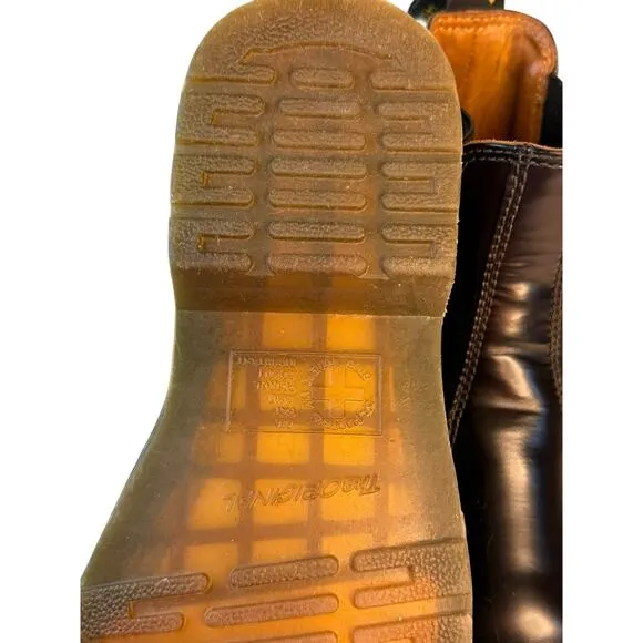 Dr Martens 2976 VINTAGE CHELSEA BOOTS UNISEX SIZE 7 MEN'S, 8 WOMEN'S