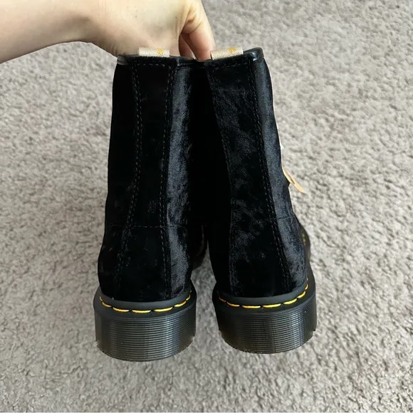 Dr. Martens Airwair Vegan 1460 Black Crushed Velvet Boots Womens 6