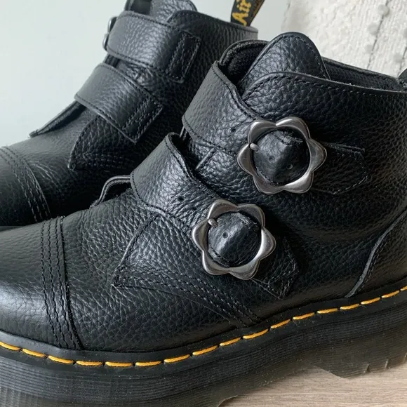 Dr. Martens Devon Flower Buckle Platform Ankle Boots Womens Size 7 EU 38