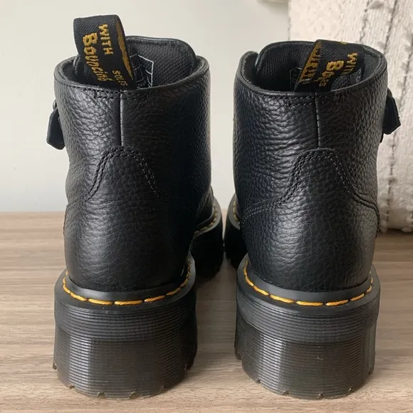 Dr. Martens Devon Flower Buckle Platform Ankle Boots Womens Size 7 EU 38