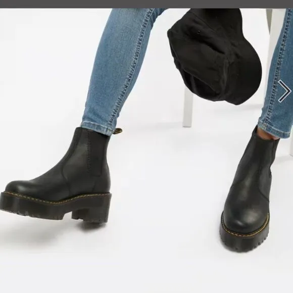 Dr. Martens Rometty Wyoming Leather Platform Chelsea Boots - Women's Size 10