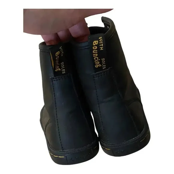 Dr. Martens Sheridan Black Combat Work Boots Women's US 6 Lace Up Leather