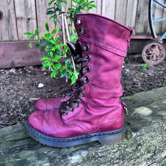 Dr Martens Triumph 1914 Cherry Red Floral Boots Size 8 US / 6 UK