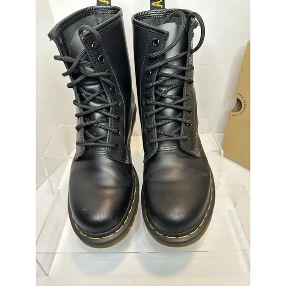 Dr. Martens Women’s Black Boots Model 1460W Size 8 Slight Scuffing Air Walk