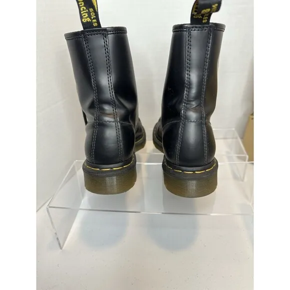 Dr. Martens Women’s Black Boots Model 1460W Size 8 Slight Scuffing Air Walk
