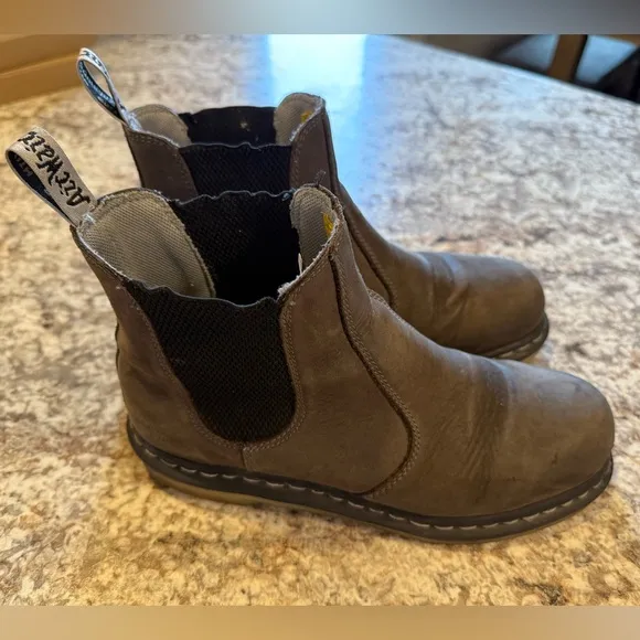 Dr Martens Work Chelsea Boots womens 8 brown leather Steel Toe AirWair pull on
