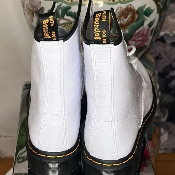 Dr. Martens 1460 PATENT CROC EMBOSS LEATHER BOOTS