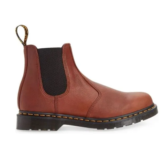 Dr. Martens | 2976 Chelsea Boot