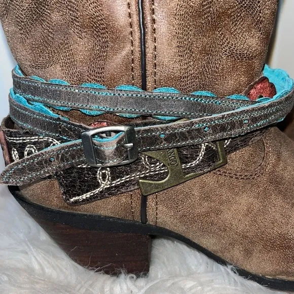 Durango Crush Accessorized cowgirl Boot boho western festival concert -size 7